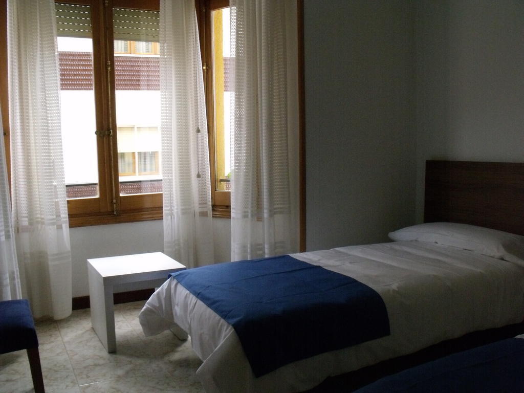Pension Arroniz Buitenkant foto